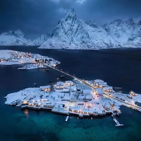 Basecamp - & Vandrerhjem *