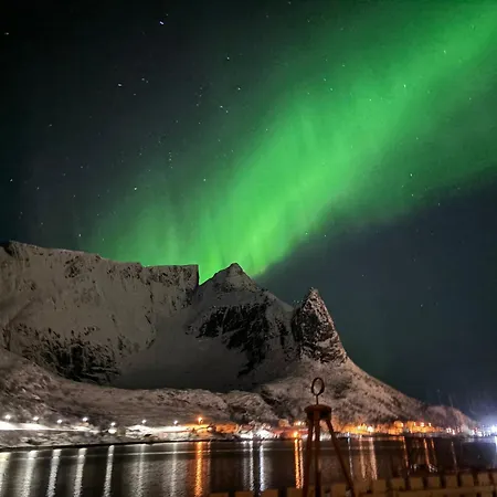 Basecamp - Apartments&rooms Hostel Reine