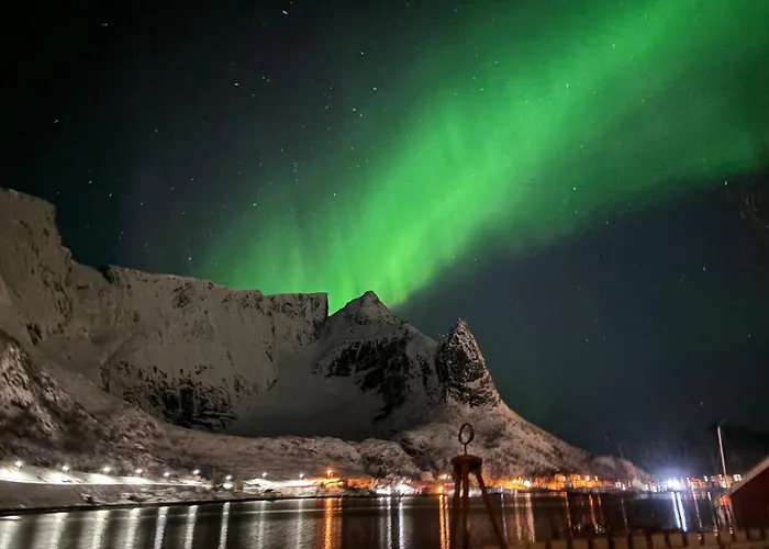 Basecamp - & Hostal Reine