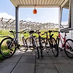 Hostel Basecamp - & Reine