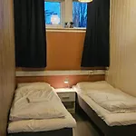 Hostel Basecamp - &