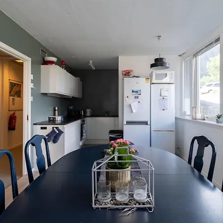 Basecamp - & Albergue *